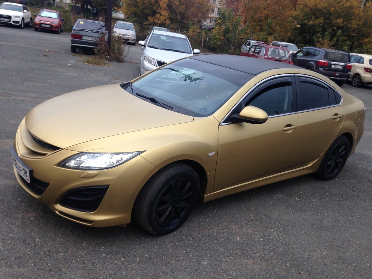 Мазда 6 золотистая