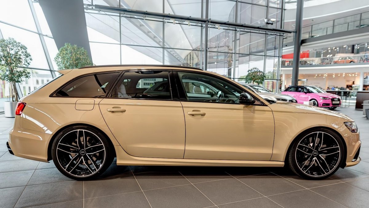 Audi RS Mocha Latte