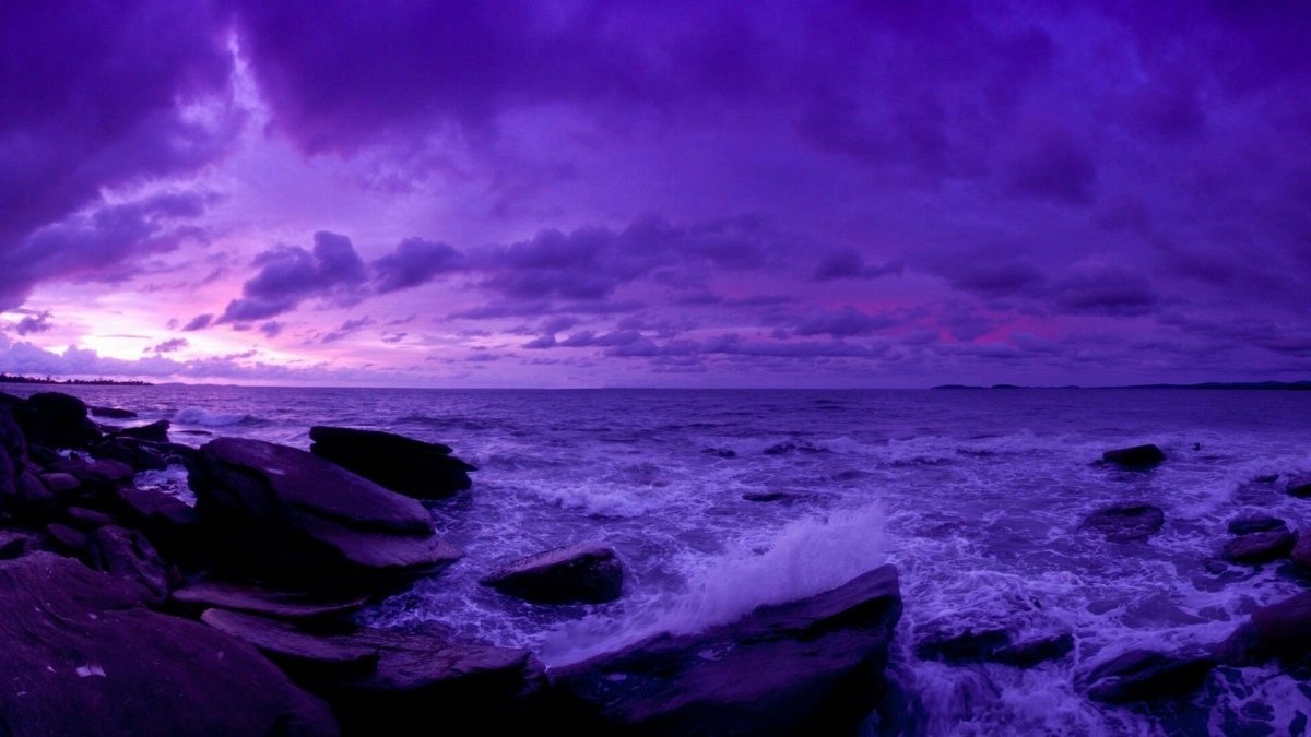 Сиреневый фон