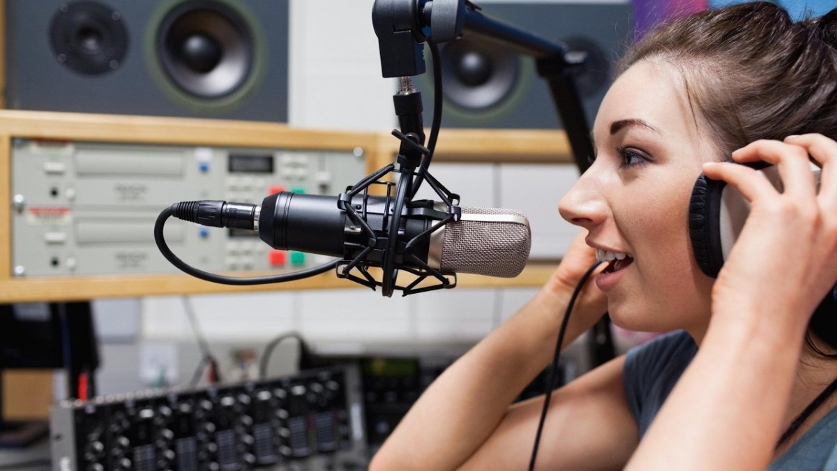 Фото людей в студии