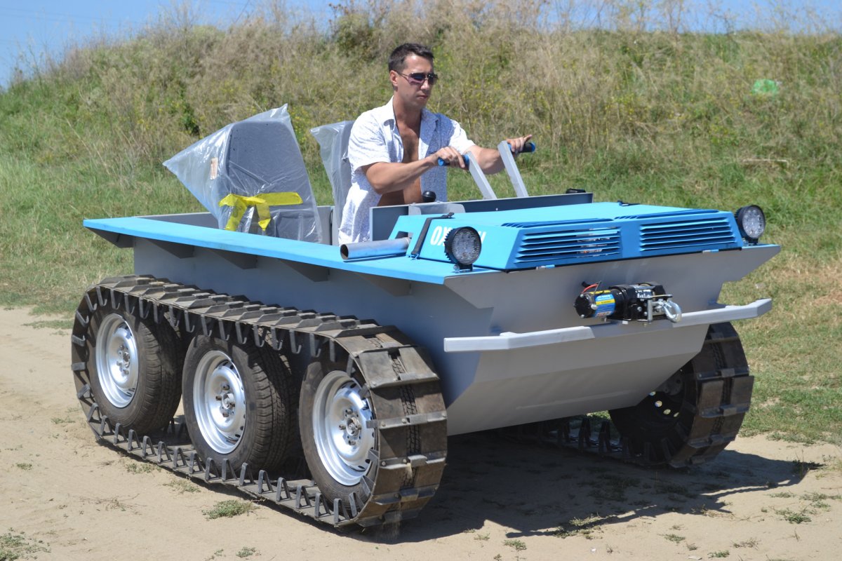 Вездеход BRP гусеничный