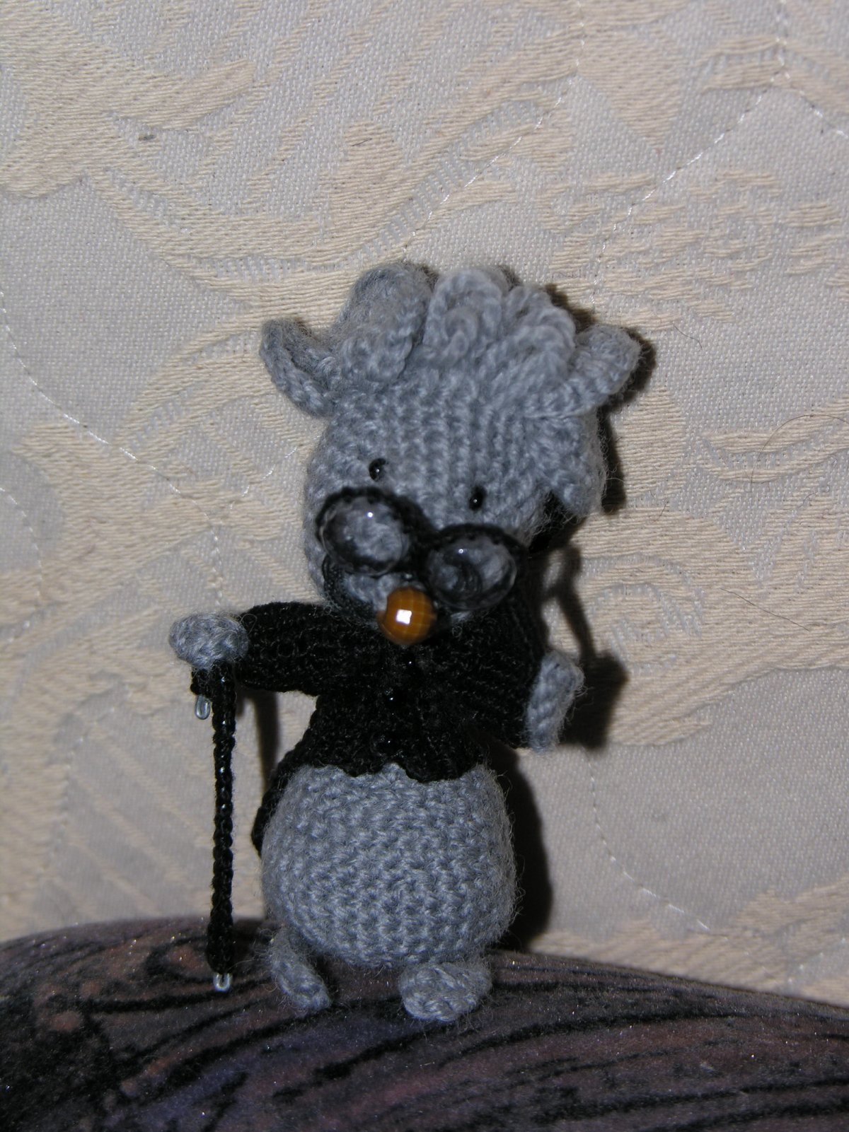 Маленькие вязаные мышки