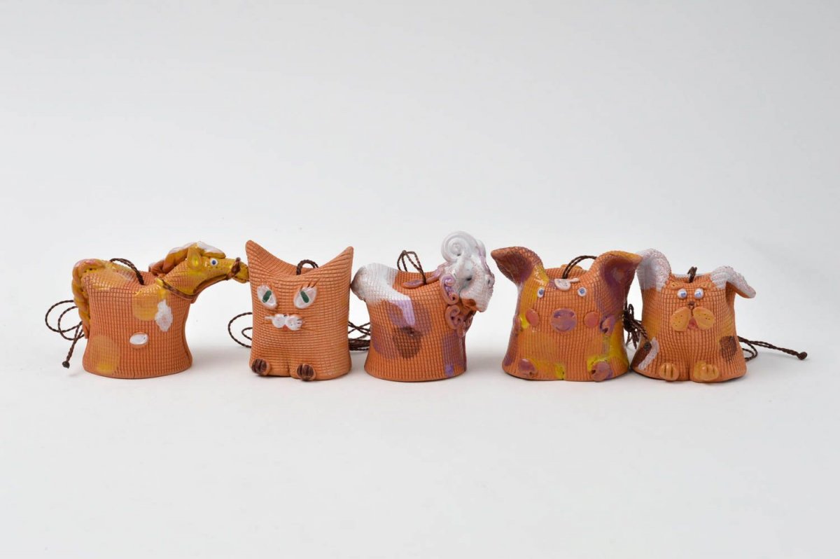 Фигурка лисы из полимерной глины