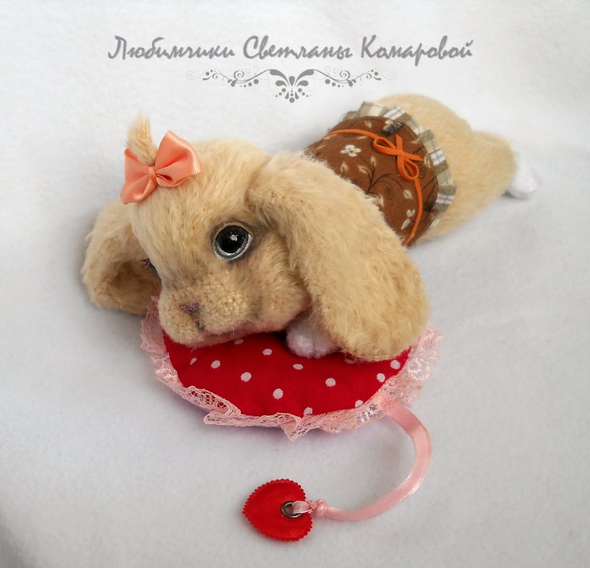 Вислоухий кролик крючком