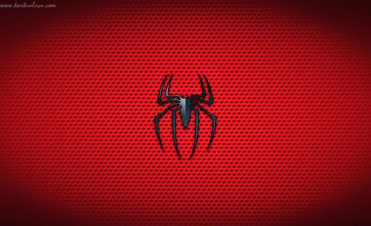 Человек-паук с паутиной Марвел