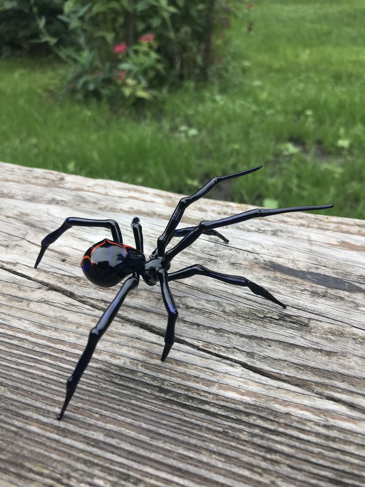 Светильник в виде паука