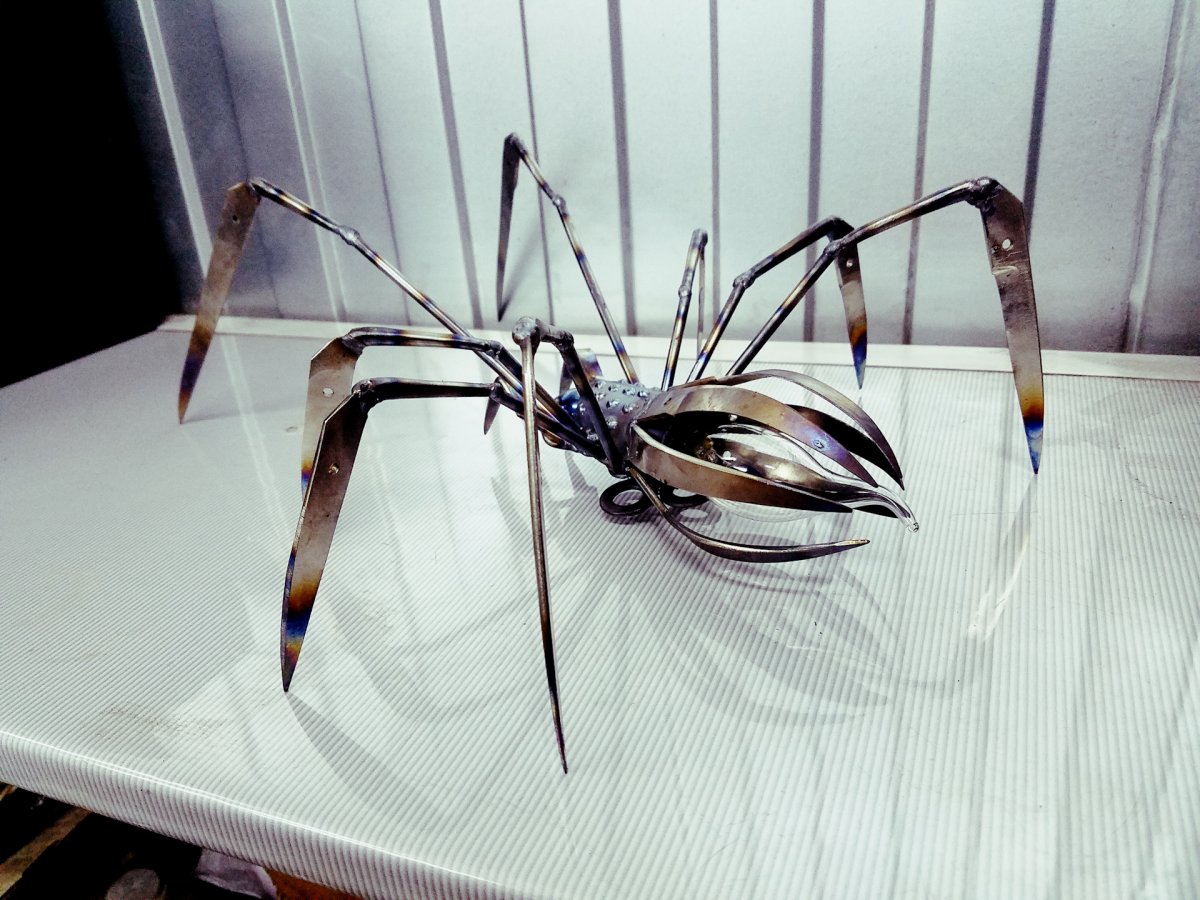 Насекомые из проволоки