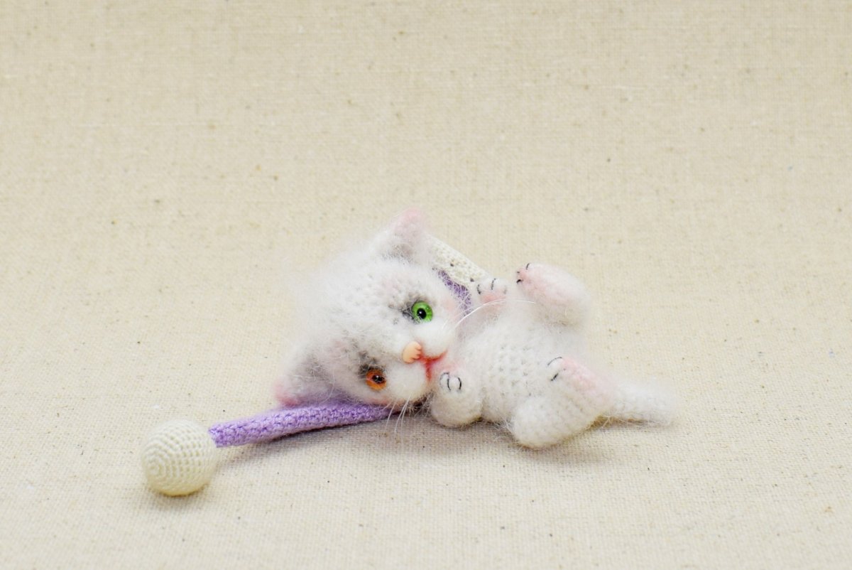 Вязаные пушистые игрушки