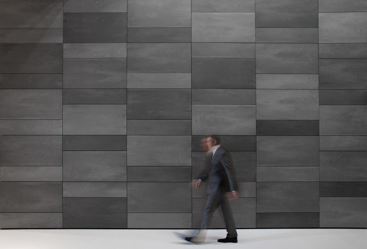 Серая плитка