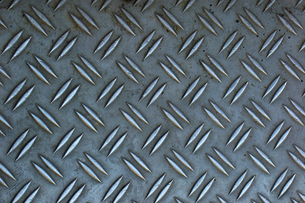 Металлический пол