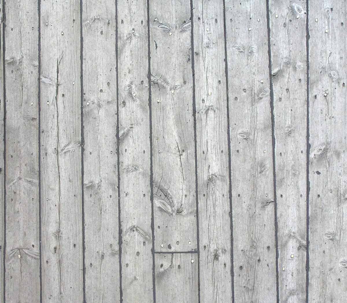 Старые серые доски