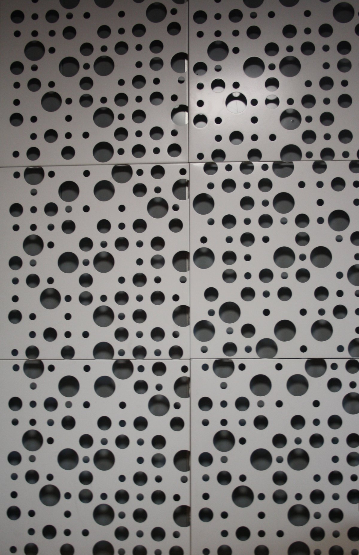 Перфорация АМГ 222 кожа