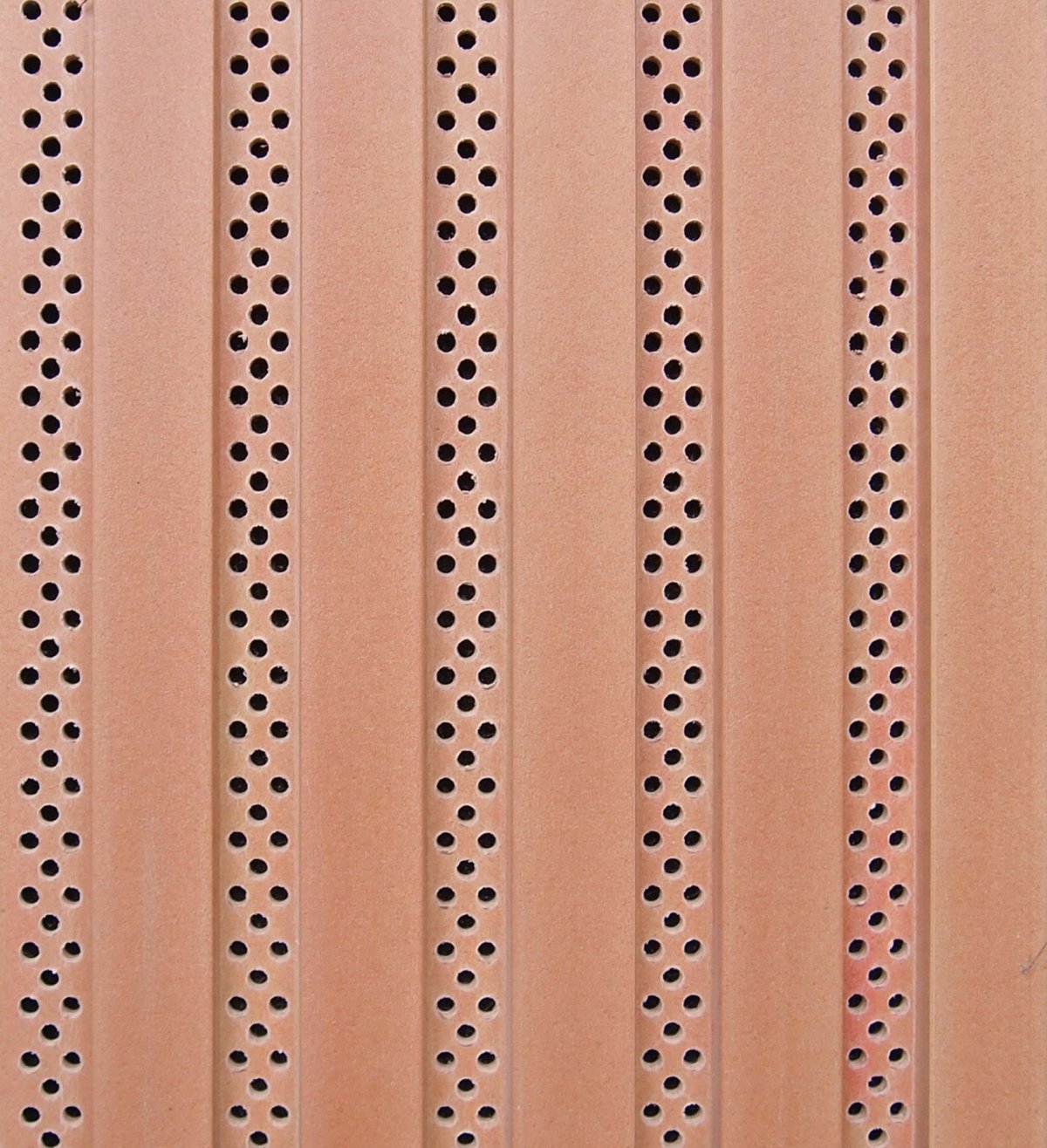 Перфорированный лист деревянный