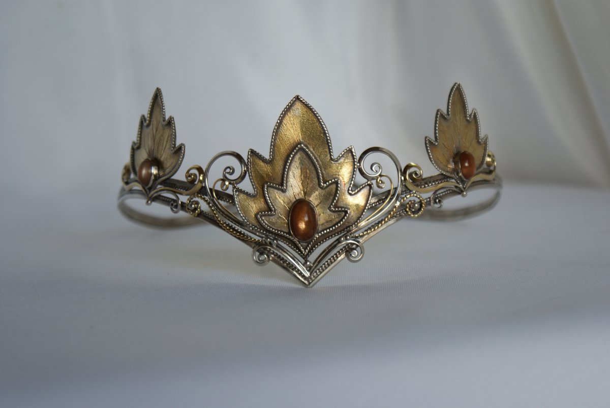 Терновый венок и корона