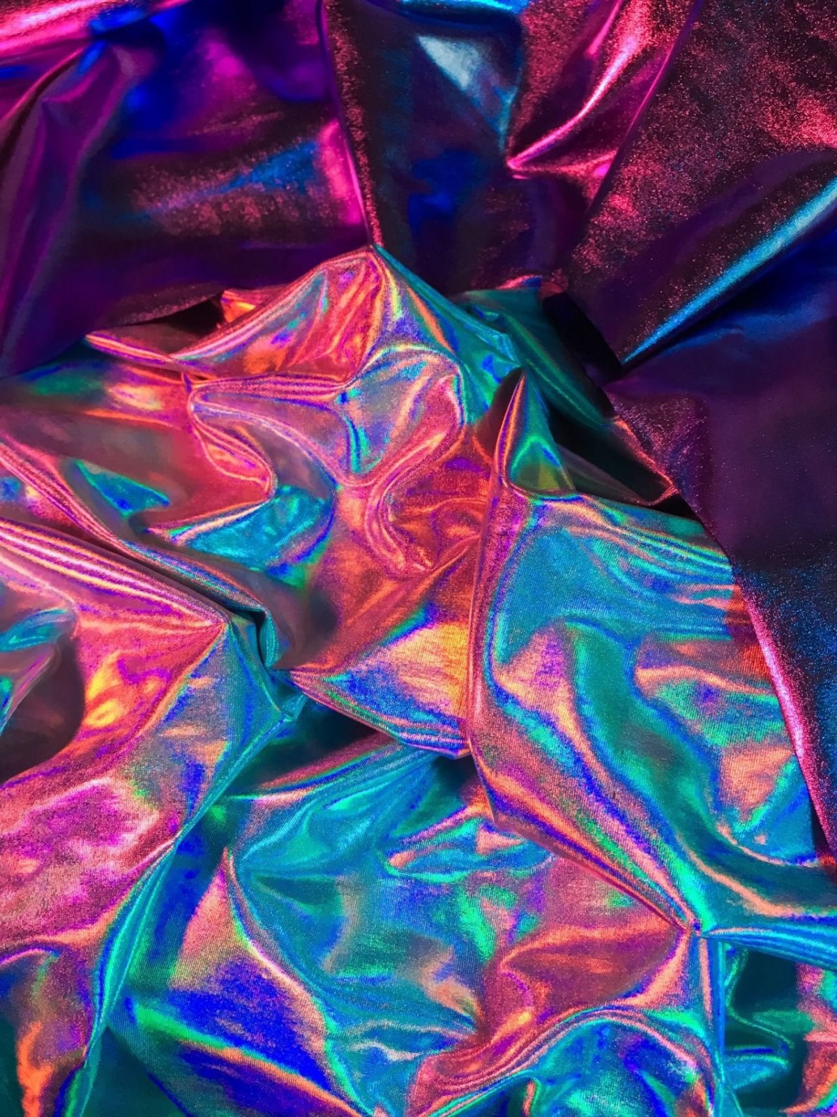 Радужное переливание цветов