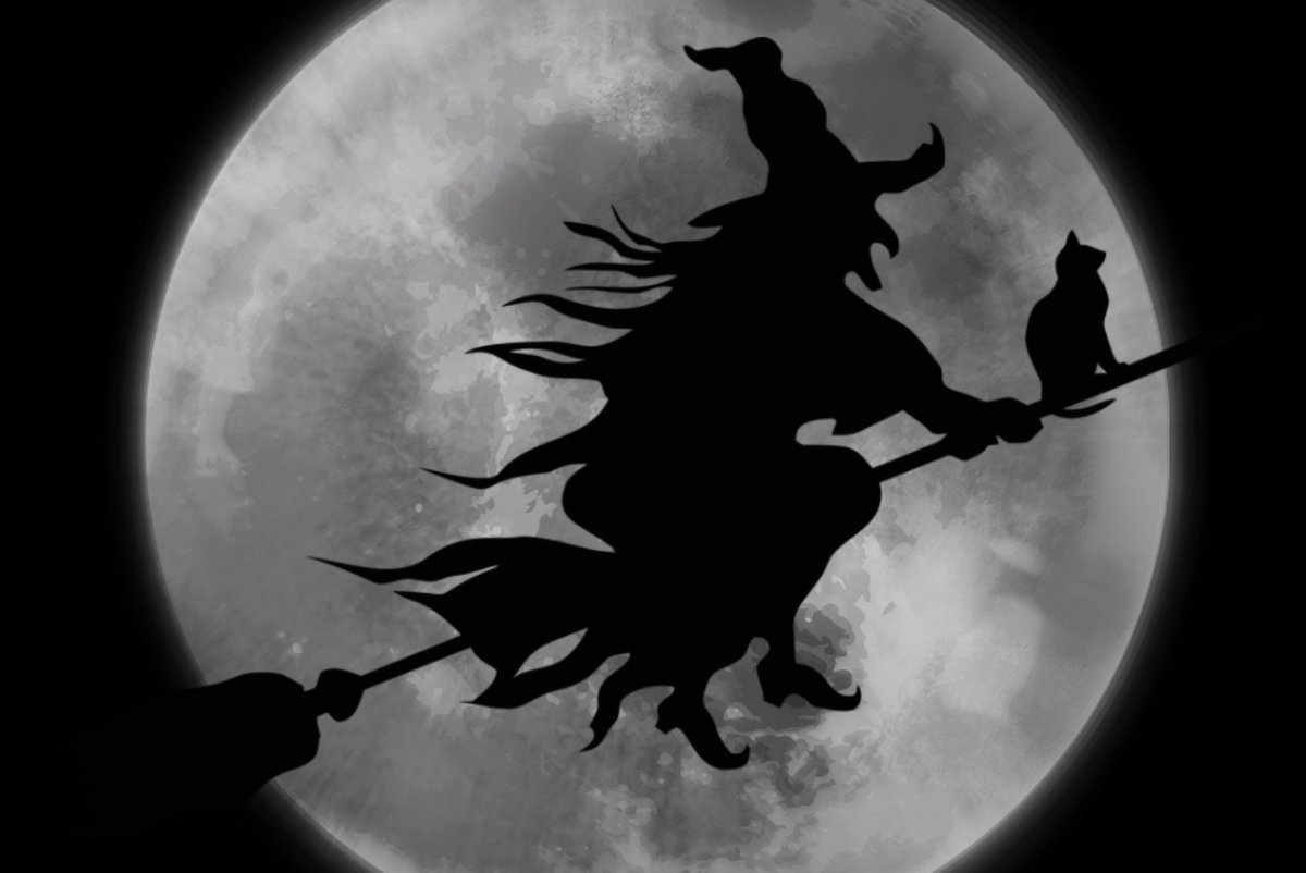 Старая ведьма на метле