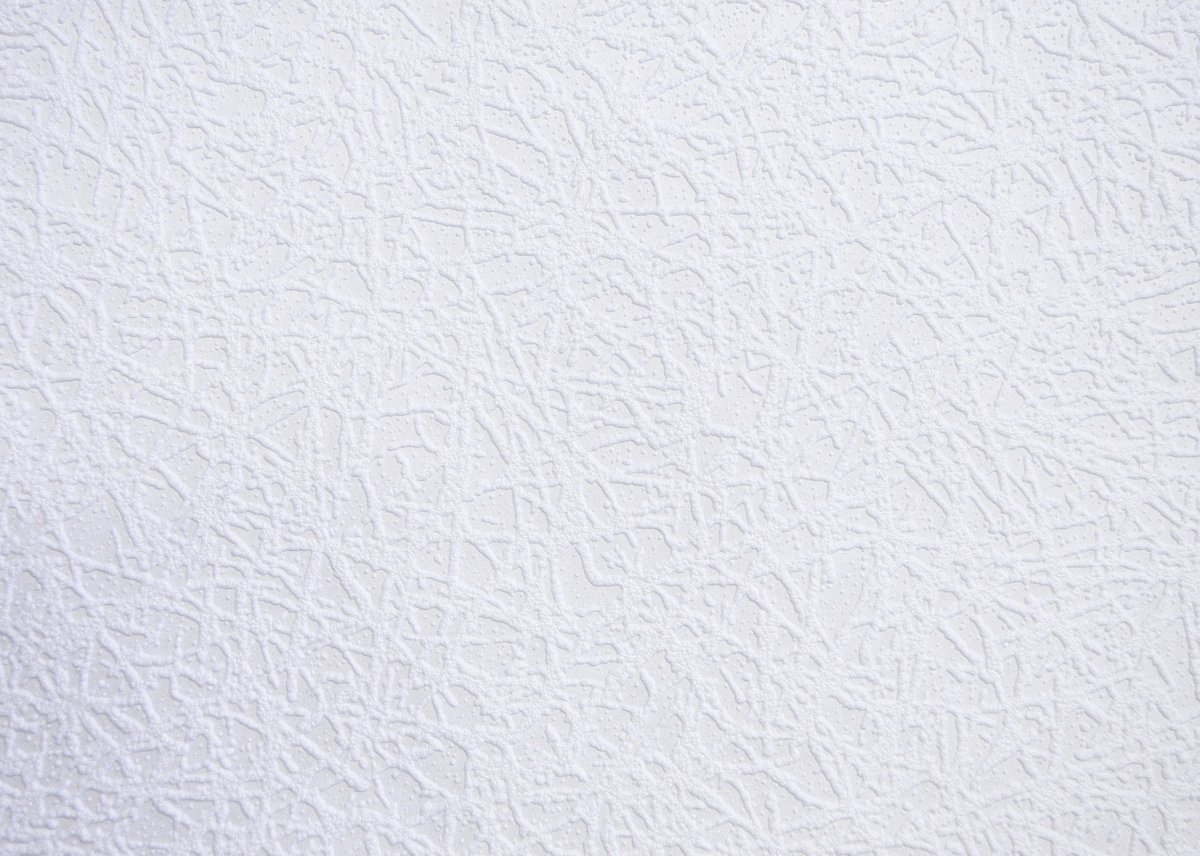 Белая фактурная стена