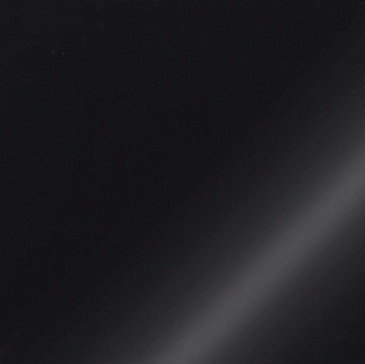 Черный матовый пластик