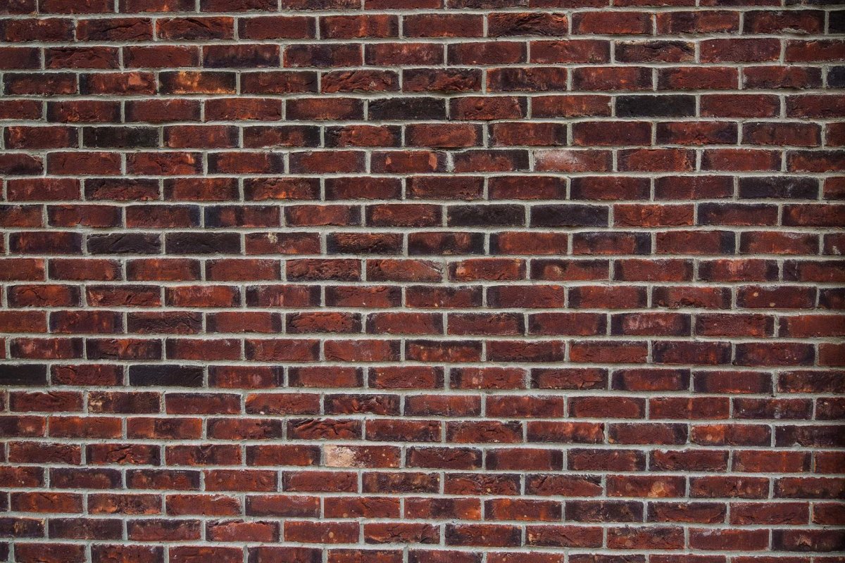 Кирпичная стена