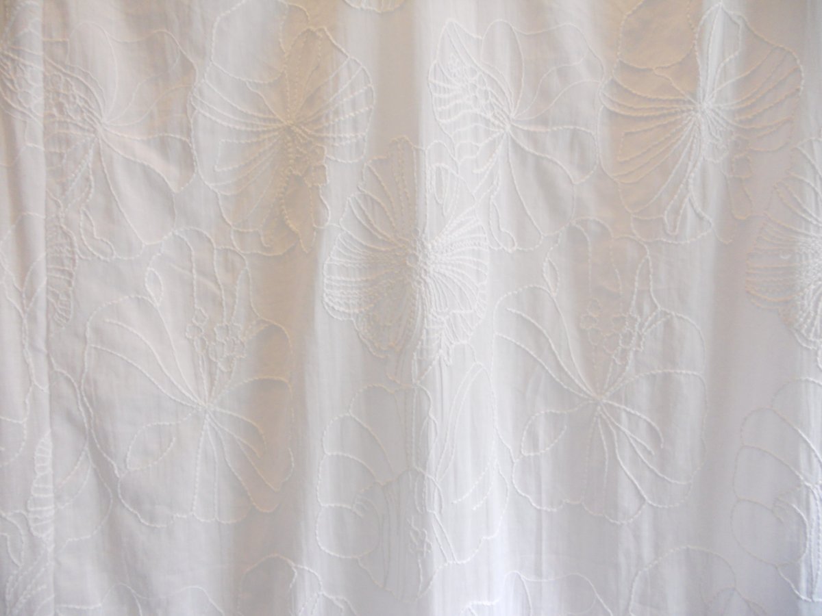 Шторы светлые текстура