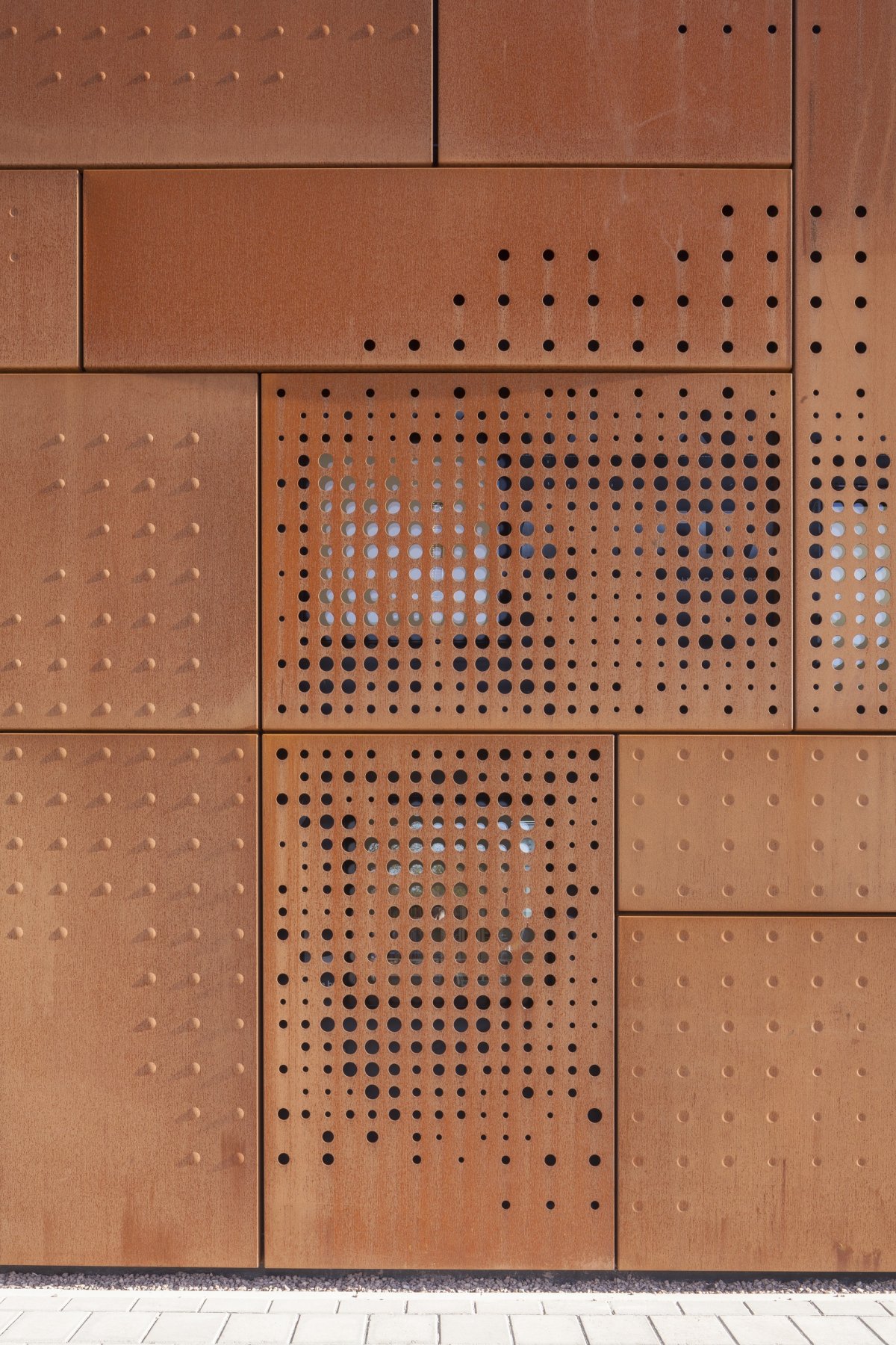 Перфорированные фасады текстура