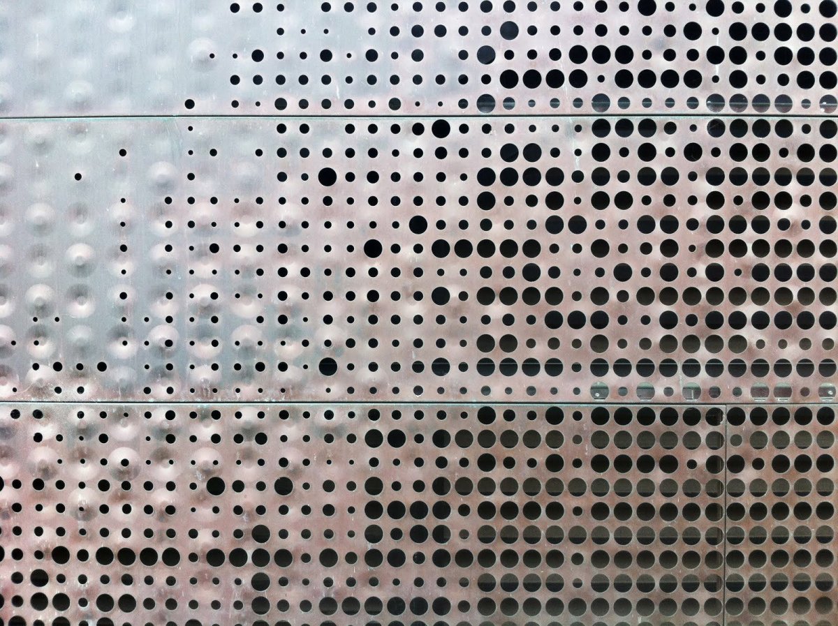 Декоративная перфорация металла