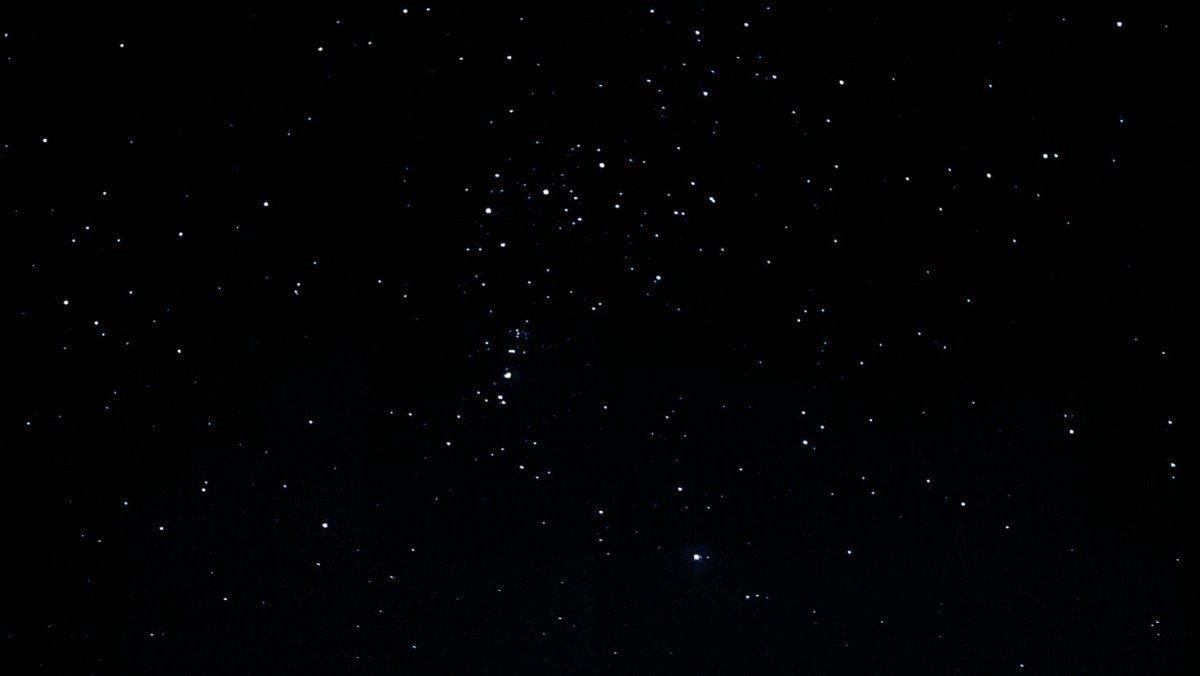 Звезды на черном фоне