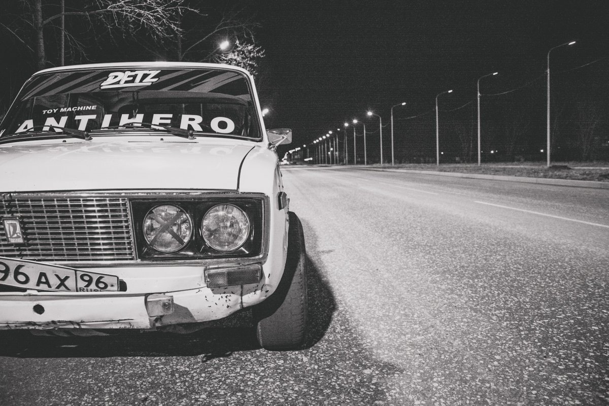 ВАЗ 2106 черная Боевая классика