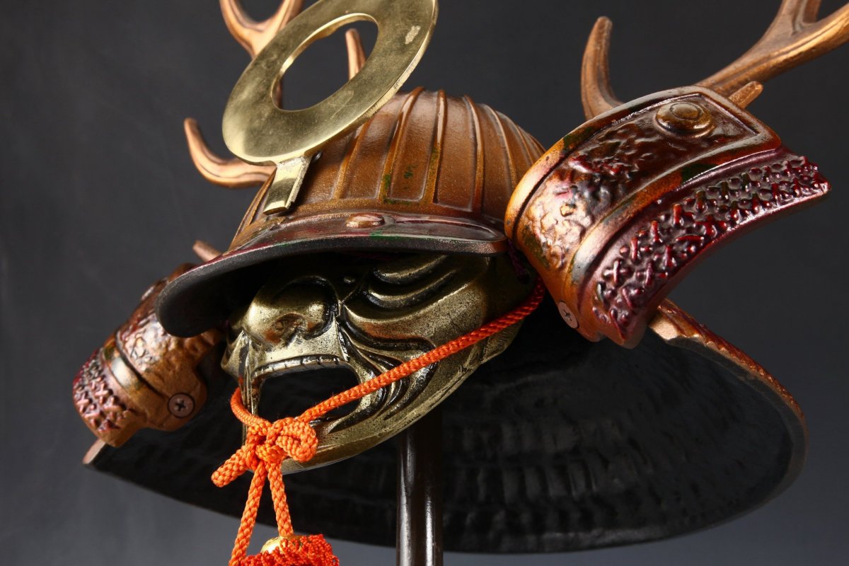 Самурайские доспехи маска