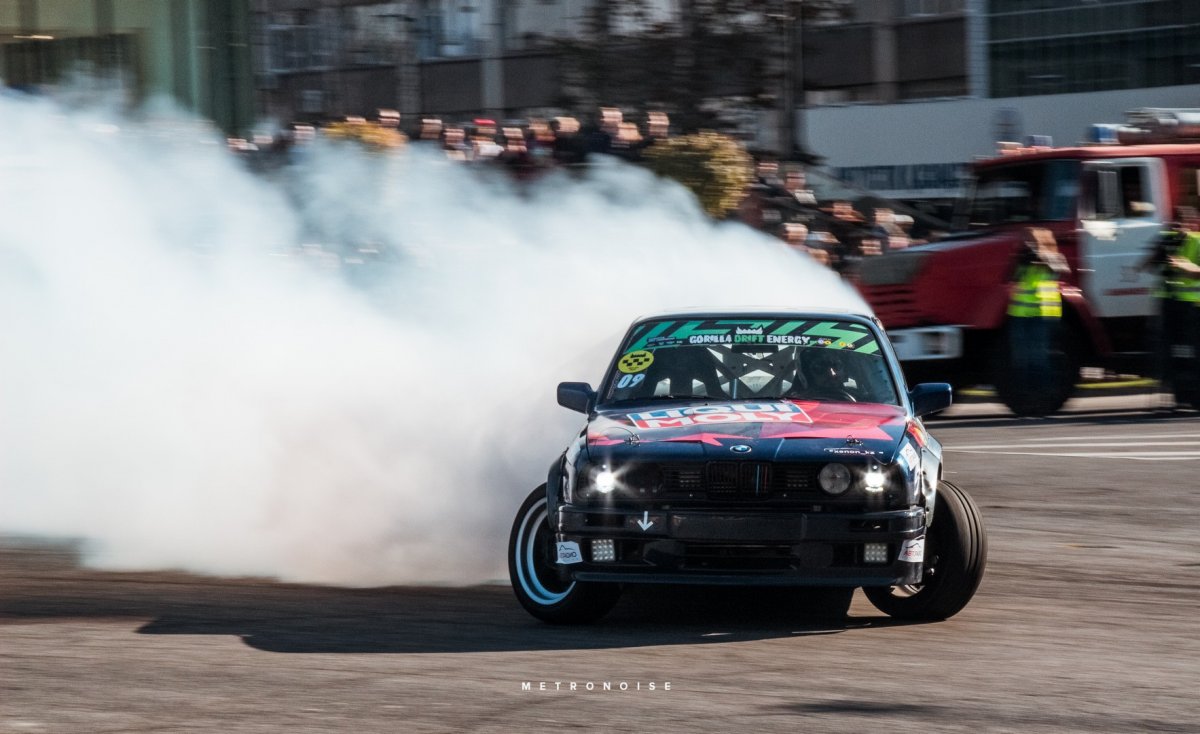 Nissan Skyline GTR r34 дрифт