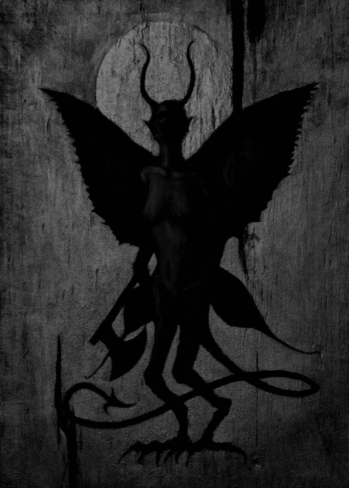 Дьявол на черном фоне