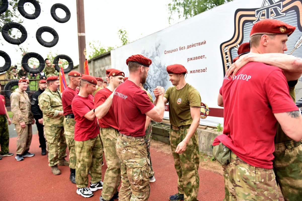 Краповый берет