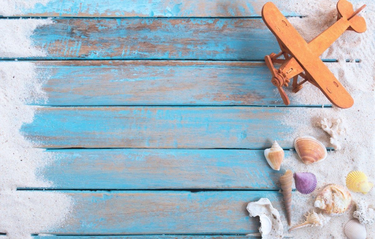 Детский стол сверху