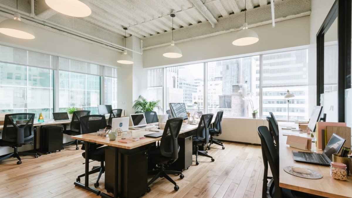 Офис WEWORK парк культуры