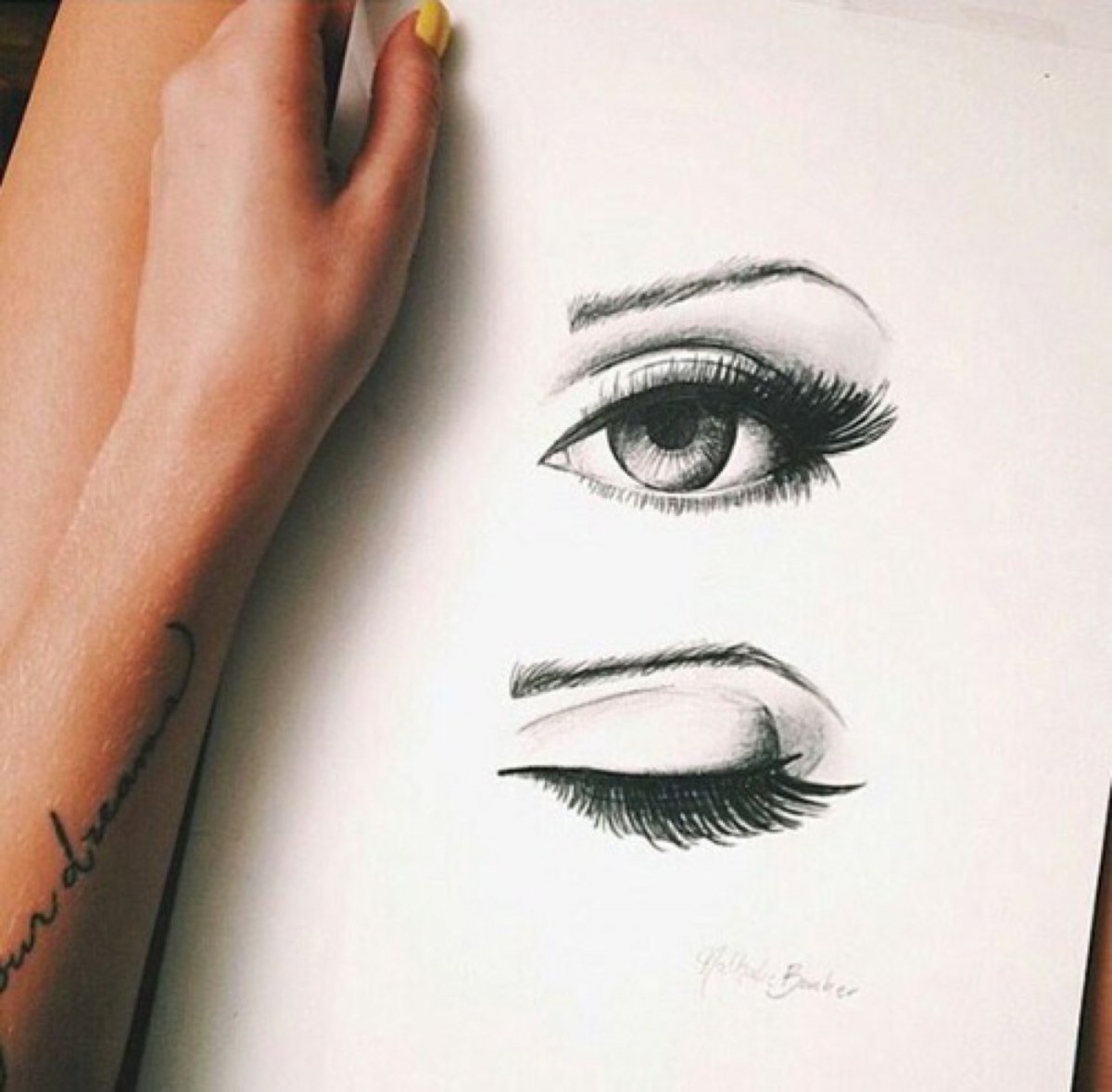 Закрытый глаз эскиз