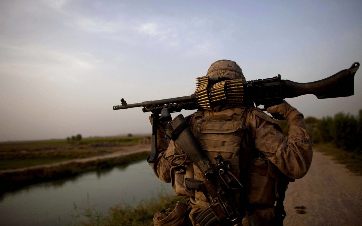 Военный фон