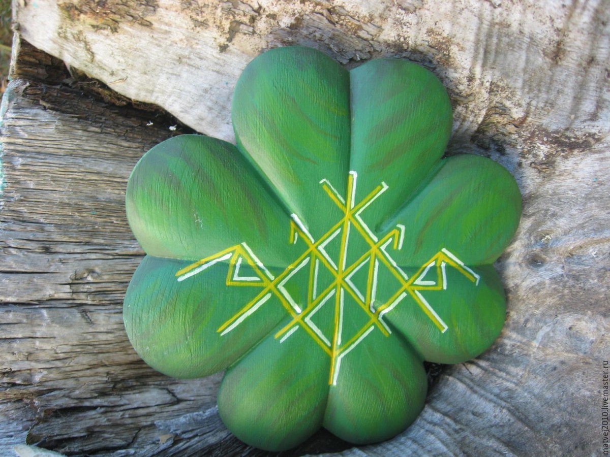 Четырехлистный Клевер на удачу