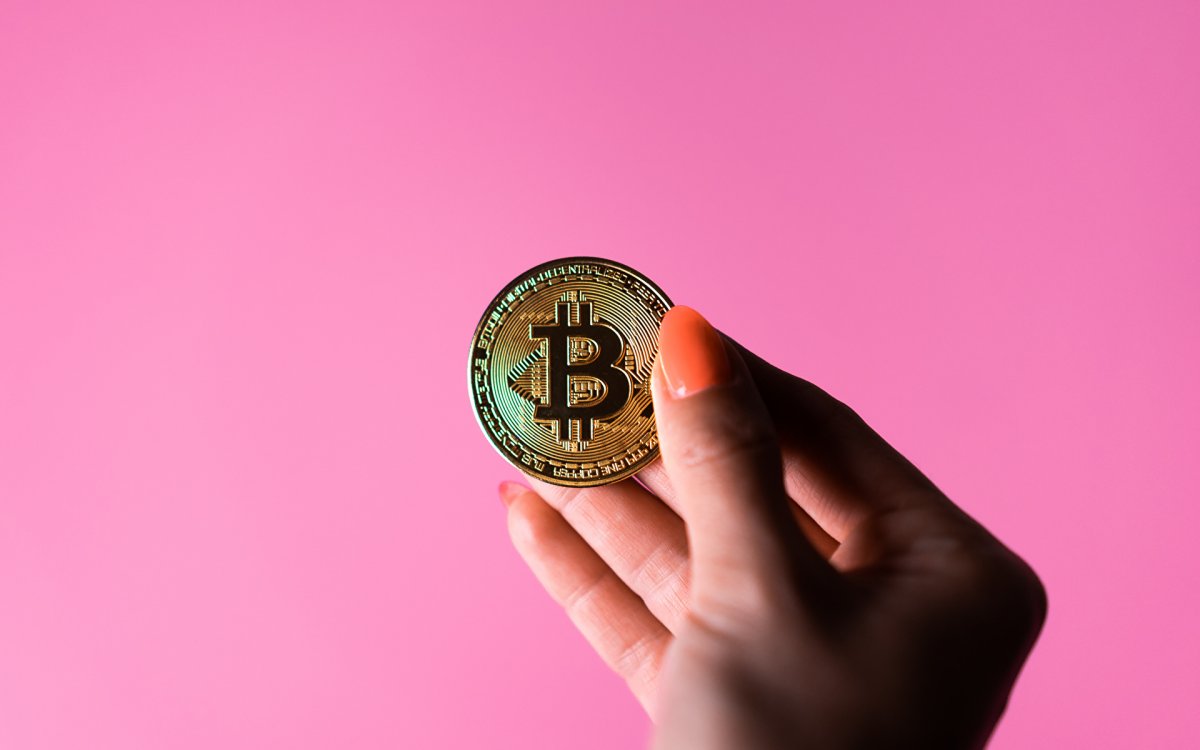 Девушка с деньгами