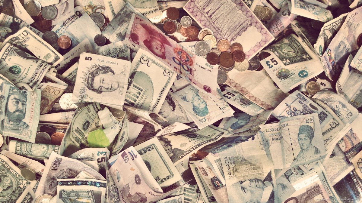 Девушка с деньгами