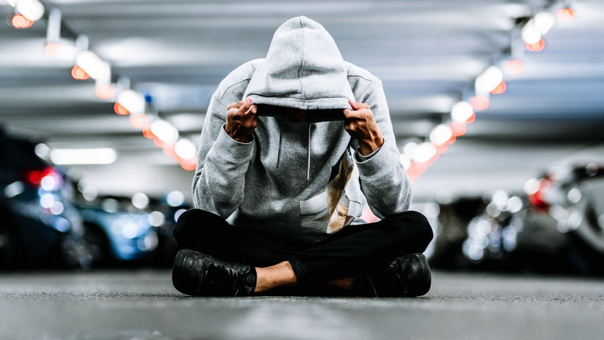 Парень неон