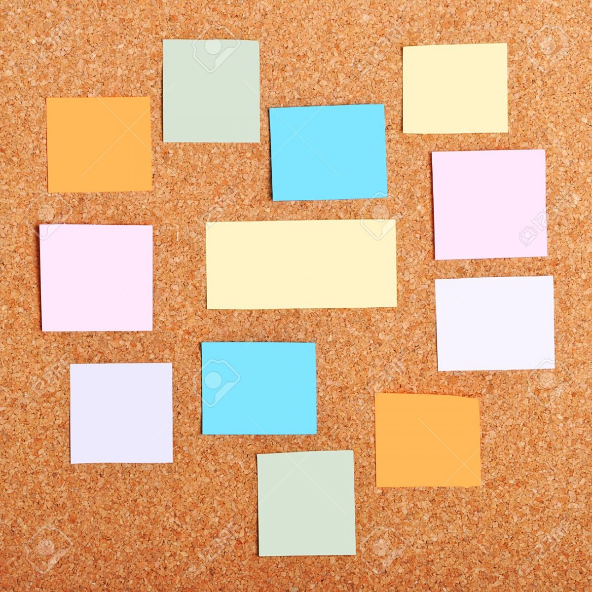 Пробковая доска фон с булавками