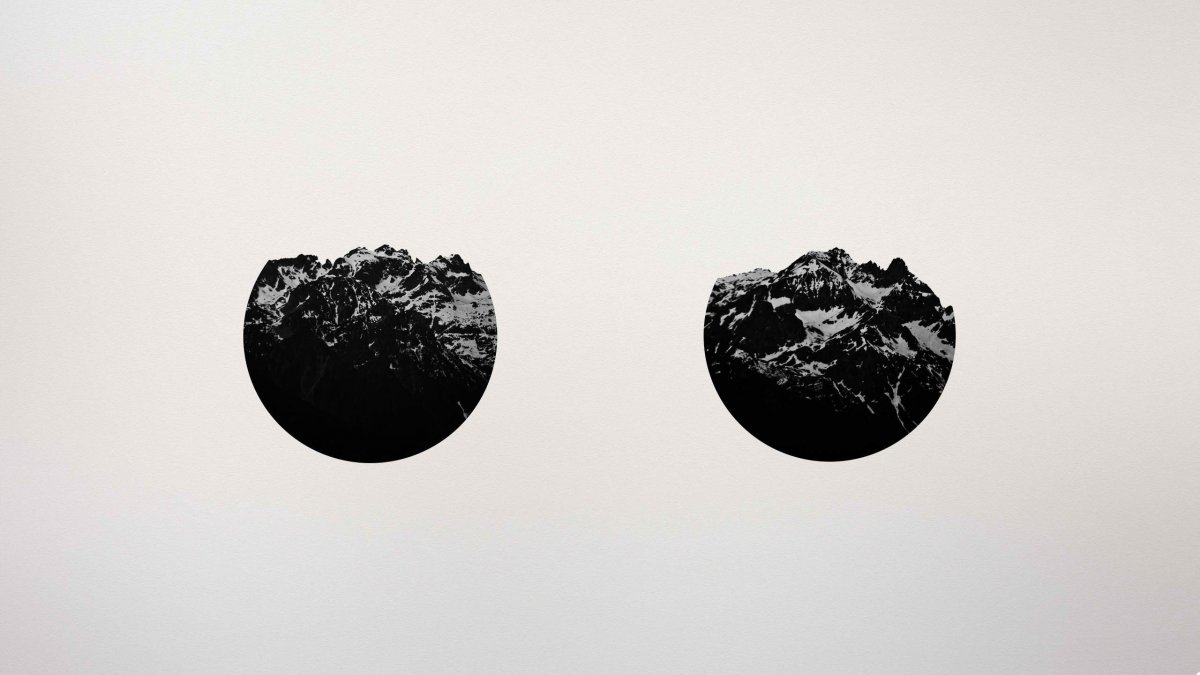 Черный Минимализм