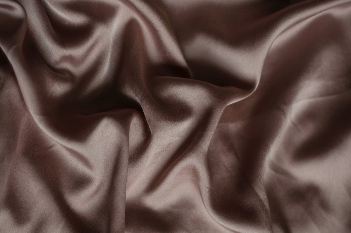 Ткань шелковая коричневая