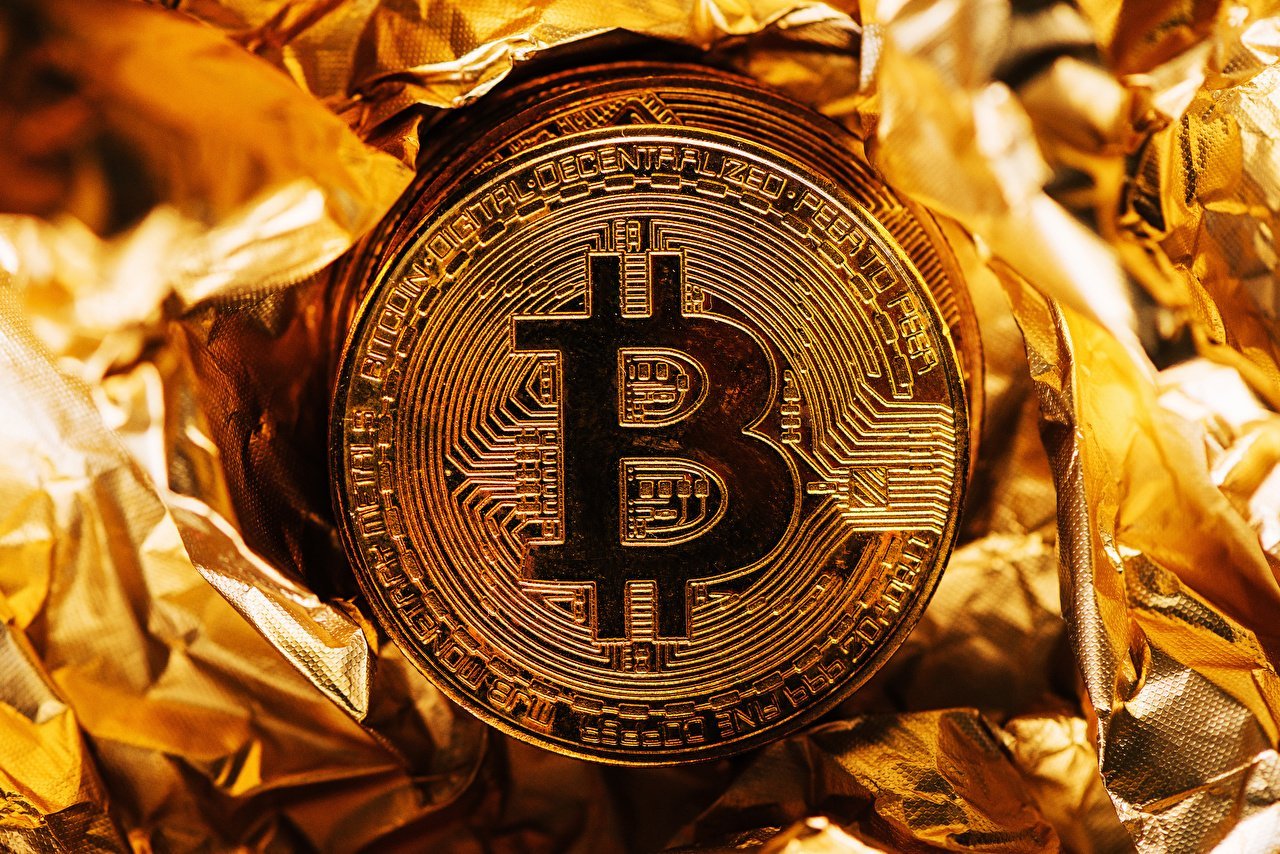 Bitcoin золотые монеты