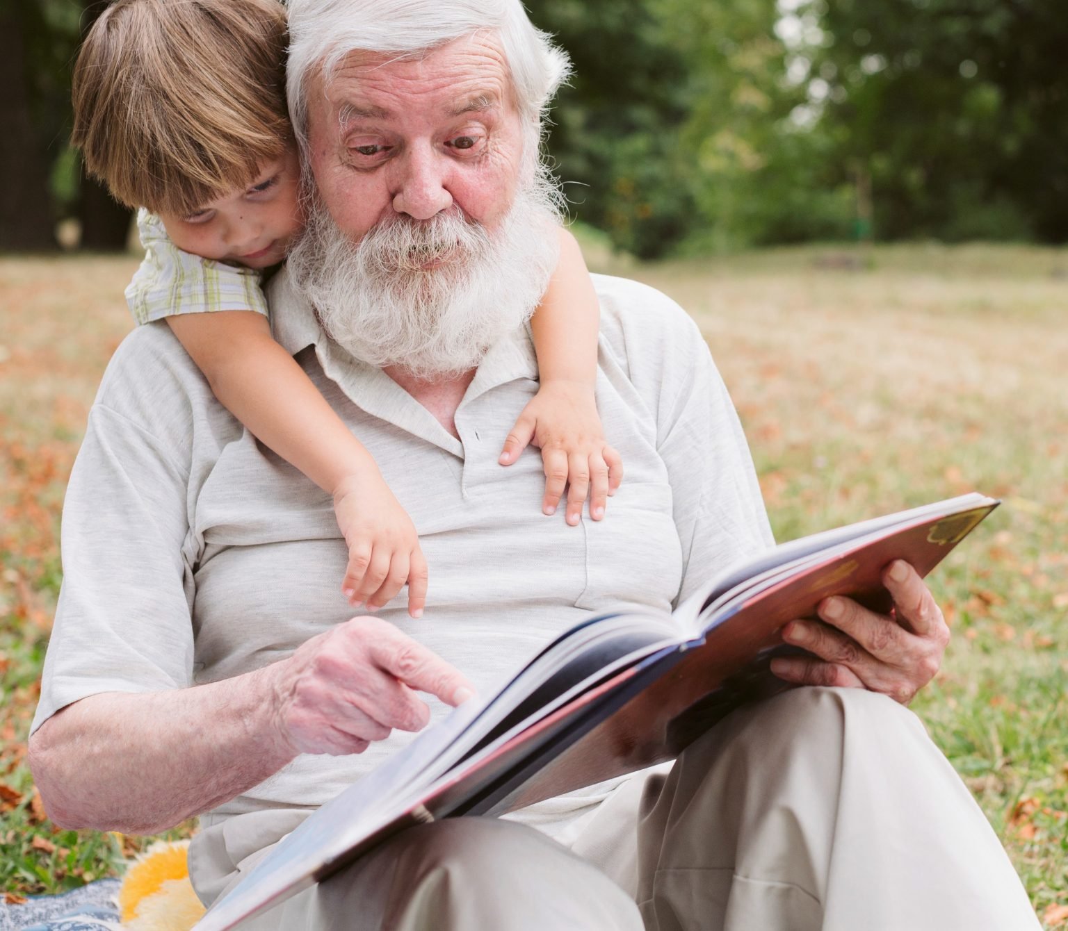 Польза чтения сказок бабушкам и дедушкам