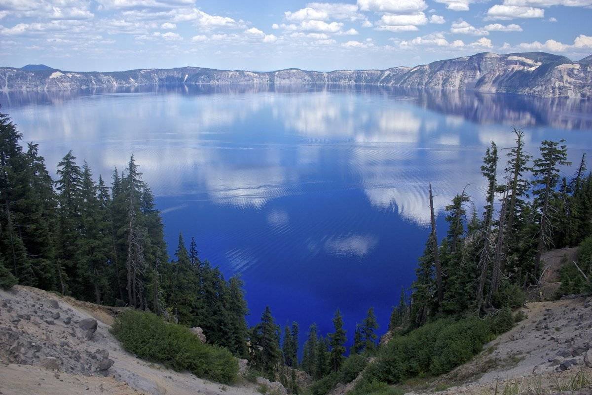 Про глубокое озеро. Озеро Айрон Лейк. Озеро Байкал самое глубокое озеро в мире. Самое глубокое озеро Северной Америки. Озеро Валькакынмангкы 5-й.