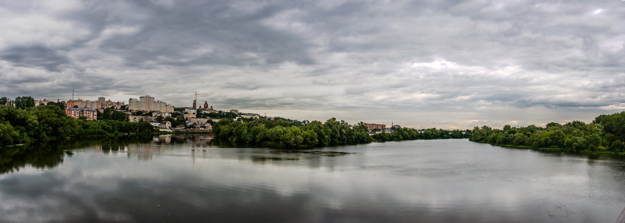 Город на реке сура. Река Сура Пенза. Река Сура в Пензенской области. Панорама река Сура Пенза. Сура Пензенская область микрорайон.