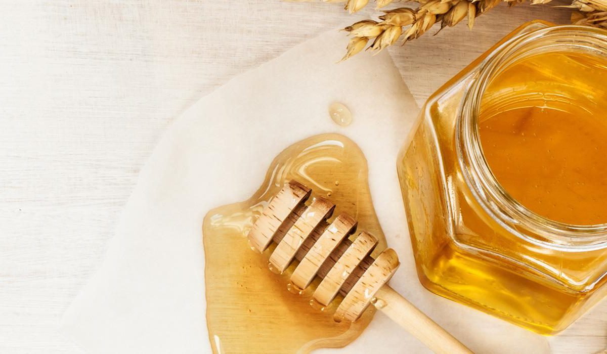 Honey måneskin. Визитка мед. Мёд натуральный. Реклама меда. Фон для визитки меда.