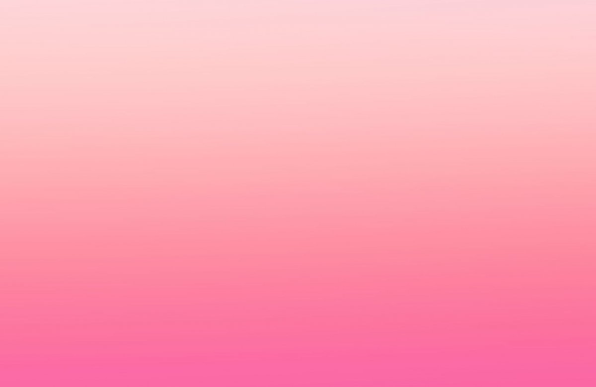 Бледно розовый