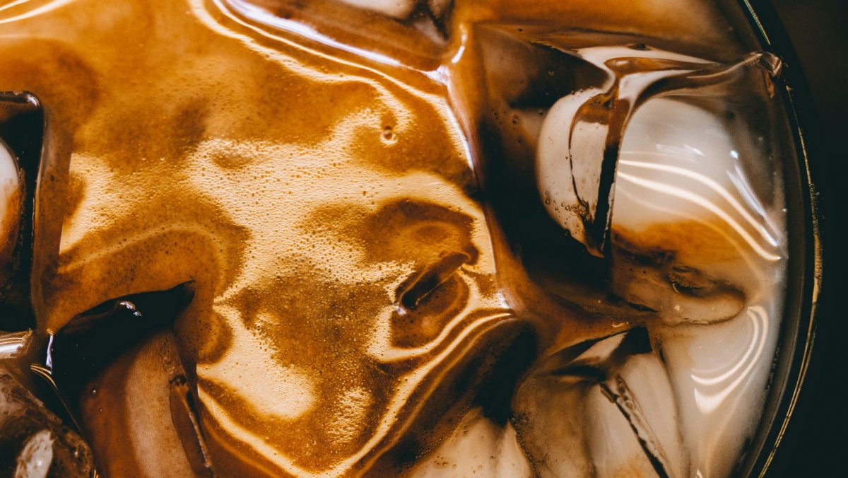 Персиковый фон1944 x 600